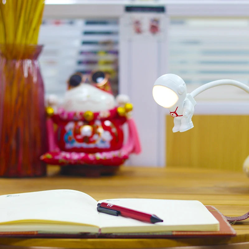 Astronaut USB Night Light Voice Control Mini LED USB Plug Eyes Protection LED Sound Sensor Bedroom Reading Desk Lamp Gift